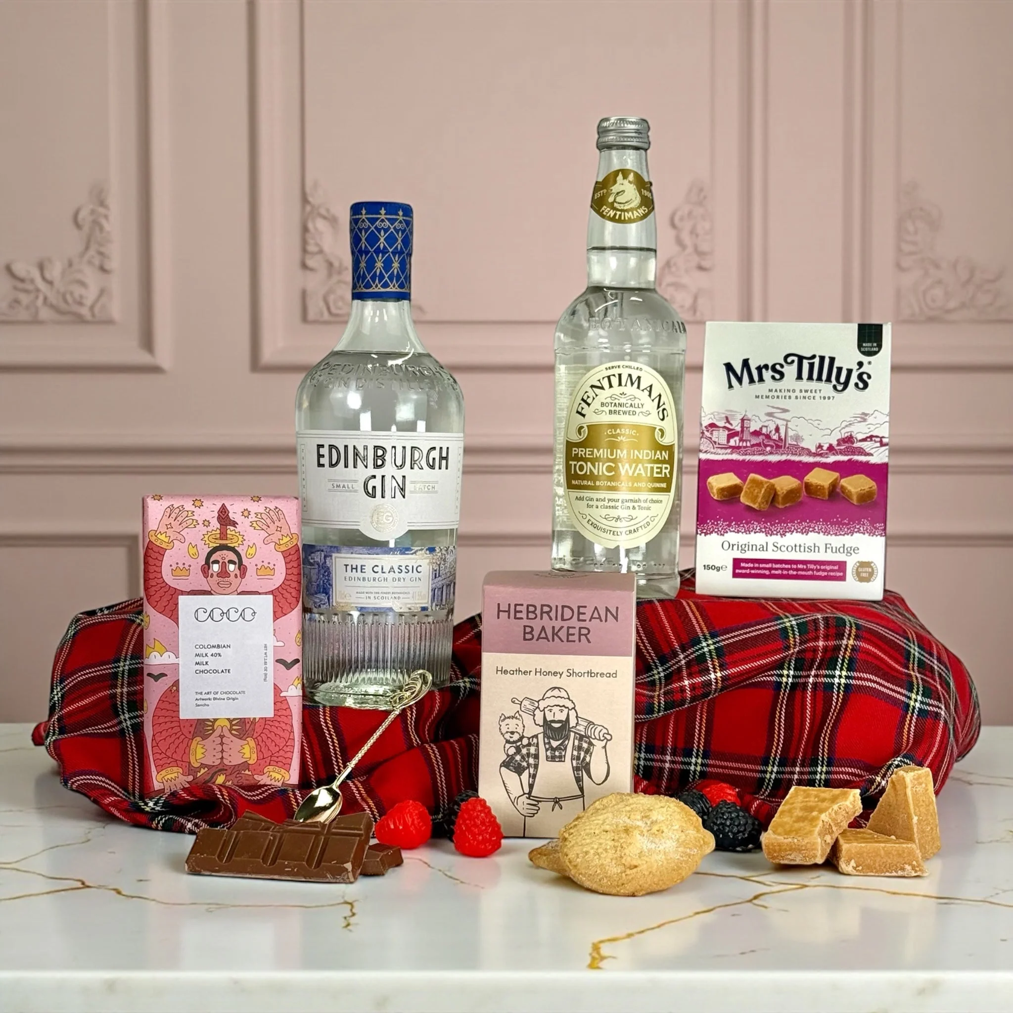Edinburgh Gin & Chocolate Indulgence Hamper